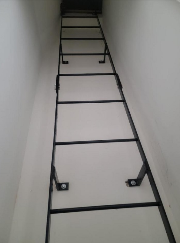 interior fixed roof hatch ladder